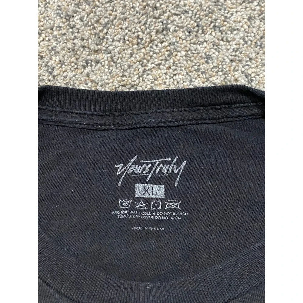 Yours Truly Graphic Tee Mens XL Black Excellent Virgin Mary Rose Forever Shirt